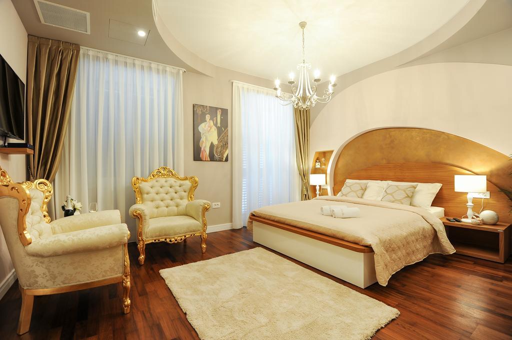 Silver & Gold Luxury Rooms ซาดาร์ ภายนอก รูปภาพ